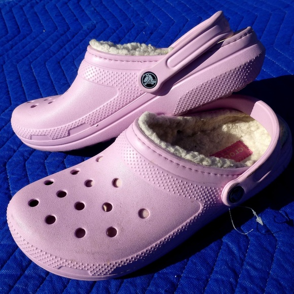 mens lined crocs size 11